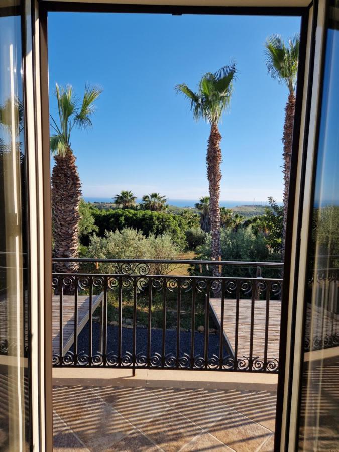 Bed & Breakfast Lekythos 2*